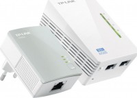 TP-Link TL-WPA4220KIT, 300Mbps AV500 WiFi Powerline Extender Starter Kit, One Touch Wi-Fi Clone Button,